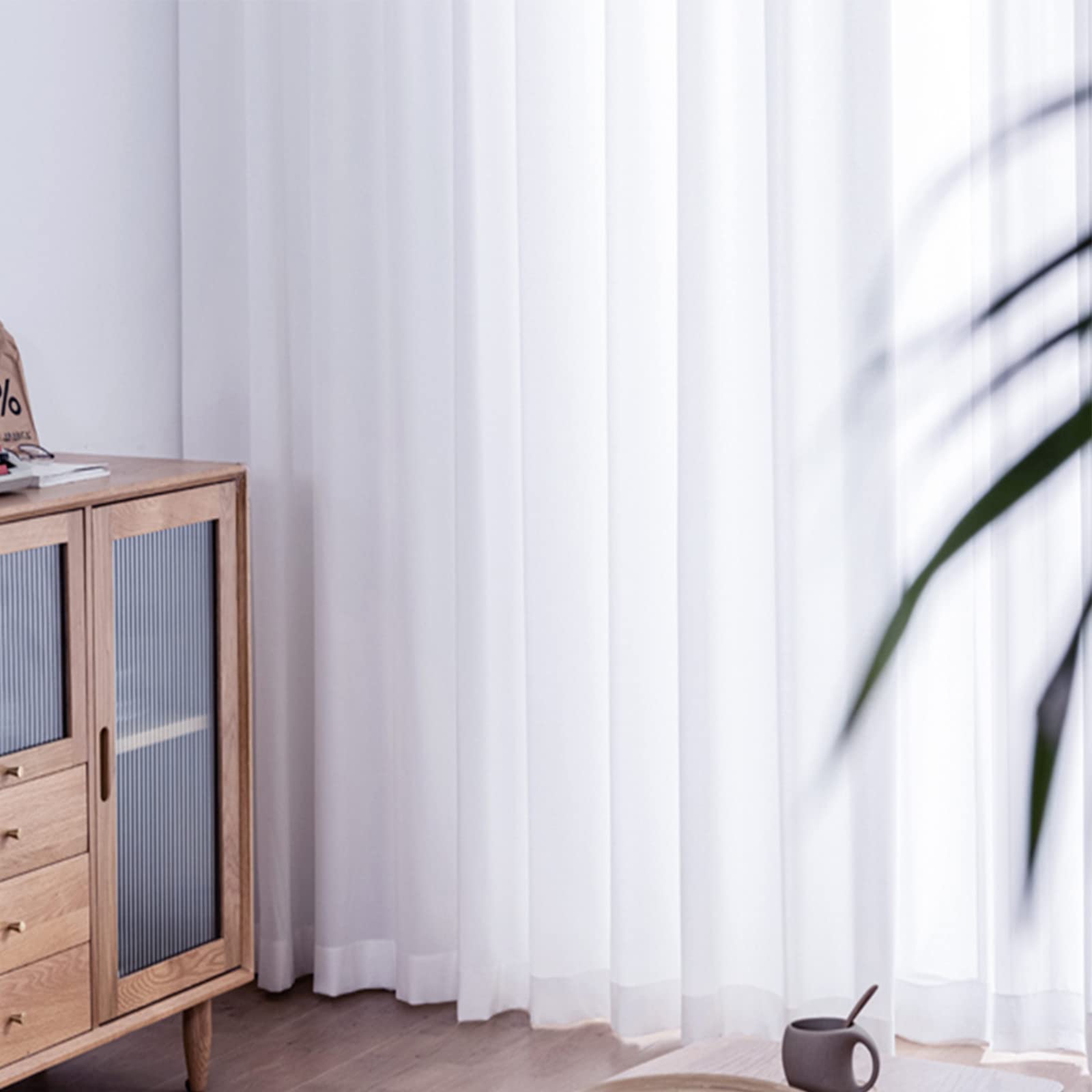 

ОКУЁСИ Непрозрачные кружевные шторы Зигзаг Широкие х 133 см Комплект из блокирует виды из обеспечивает блокировку УФ защищает от сохраняет прохладу и и является