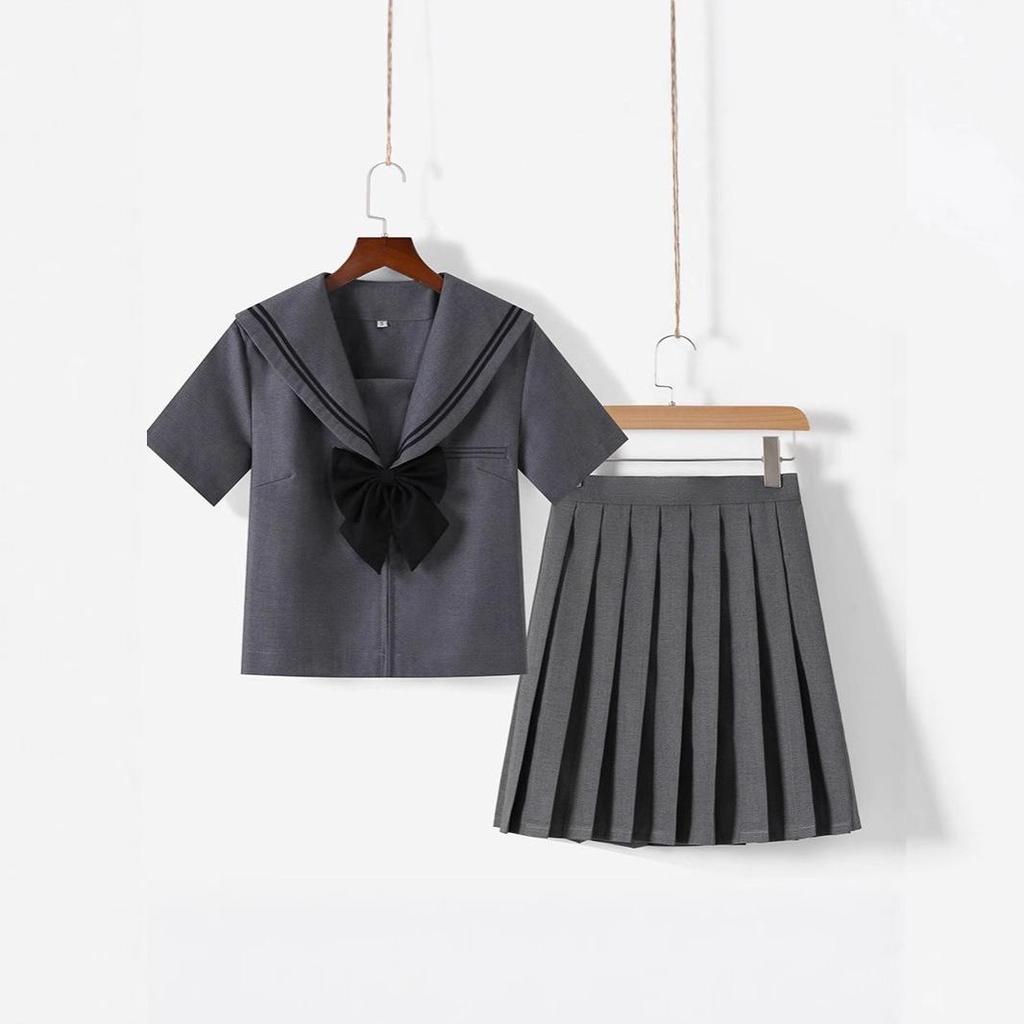 Autentický japonský šedý námořnický oblek pro dívky (JK) se skládanou sukní