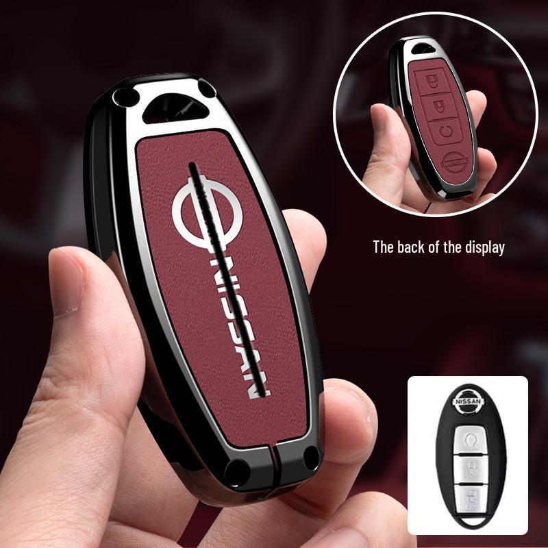 Metal Keychain Cover for Nissan Qashqai, X-Trail, Tiida, Kicks, Murano, Sylphy, Terra