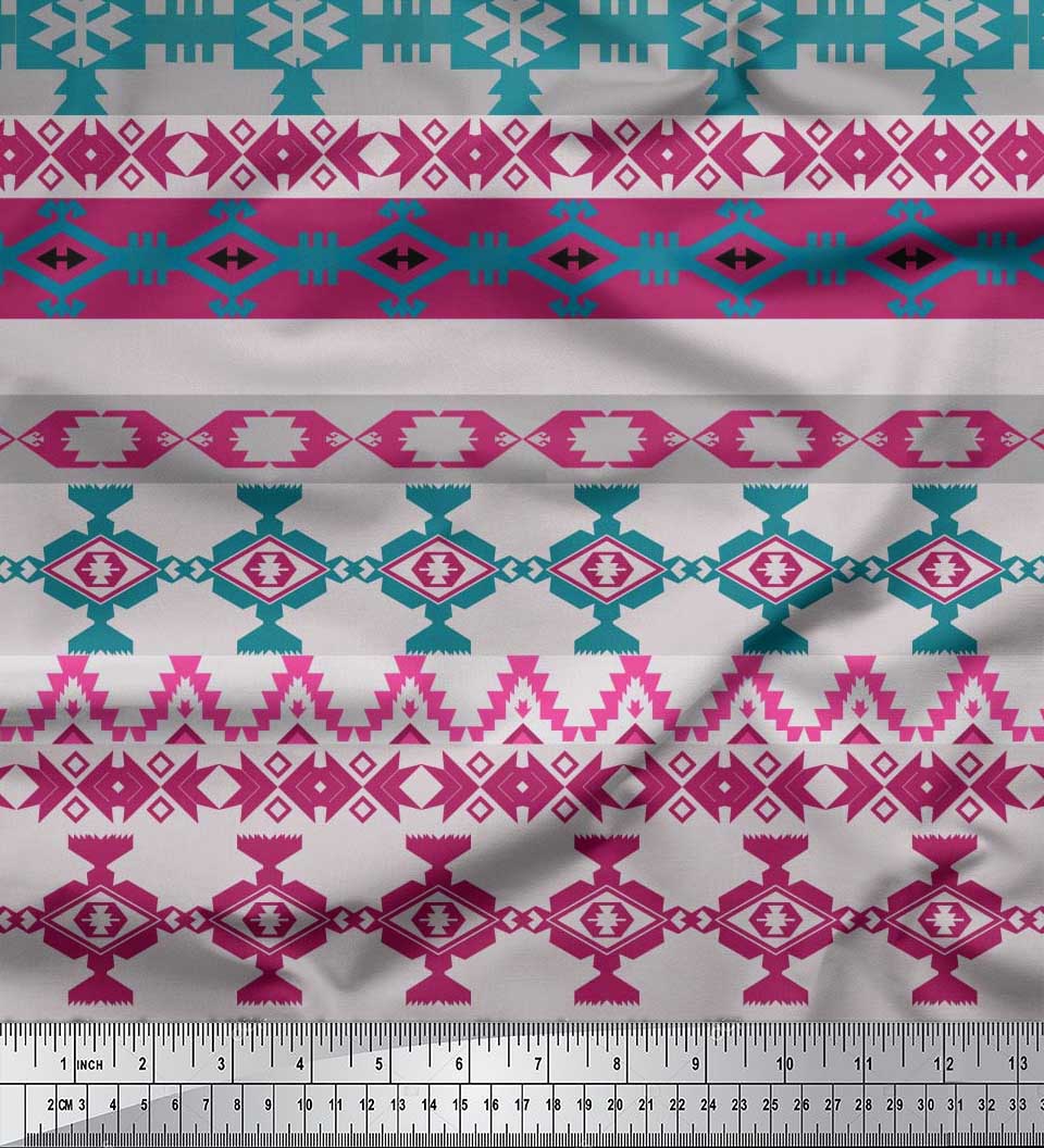 

Тканина Soimoi Japan Crepe Satin Тканина Ikat Southwestern Print на метри 42 дюйма 42 Inch Wide - Poly Crepe світло-сірого кольору