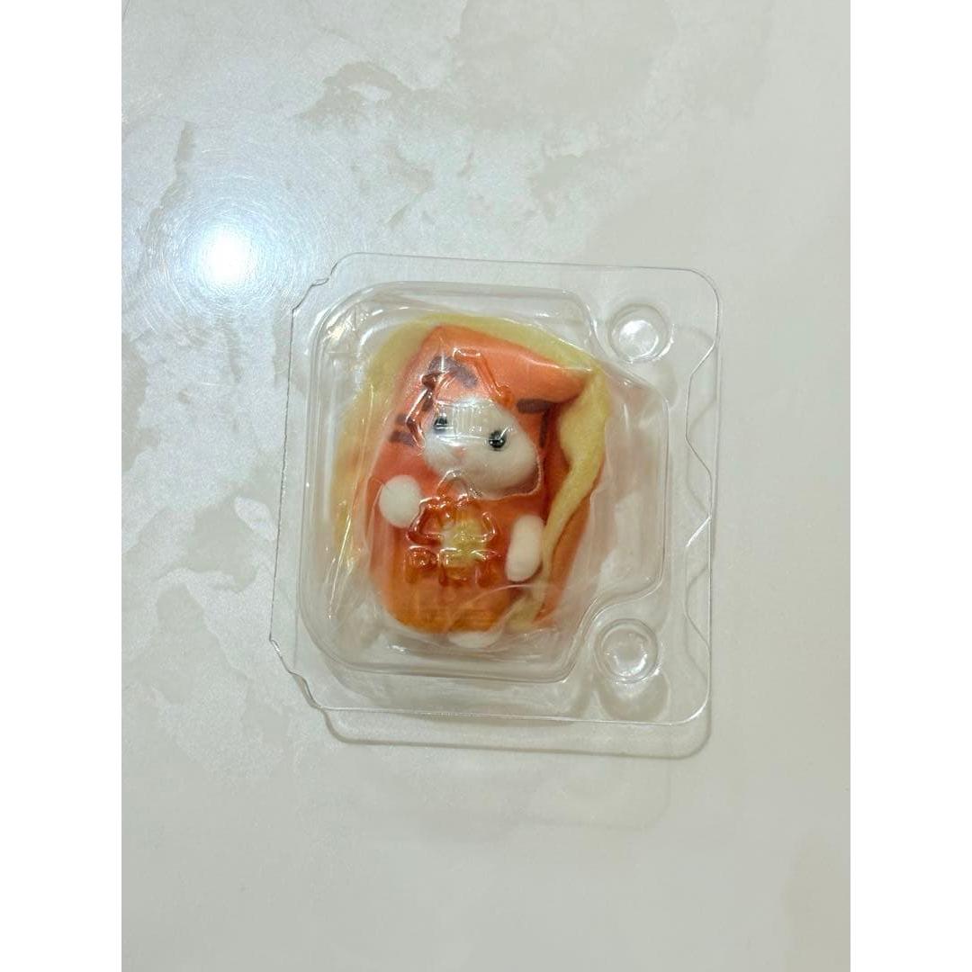 Б/у Sylvanian Families Блестящая лотерея Приз G Малыш Поздний Кот