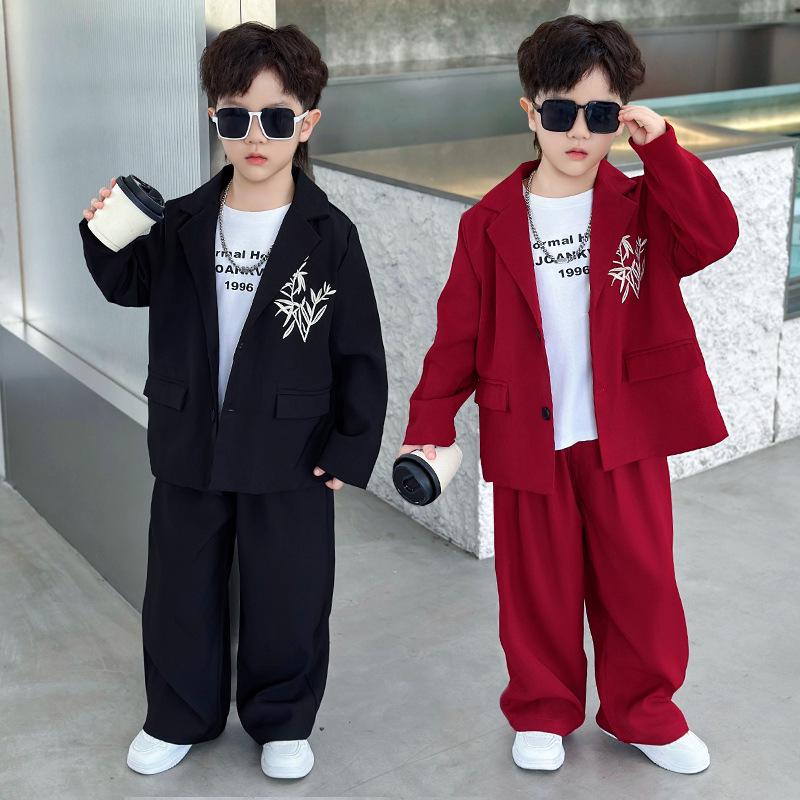 New Chinese Style Boys' Hanfu Suit: Embroidered Ancient Performance Costume for Kids