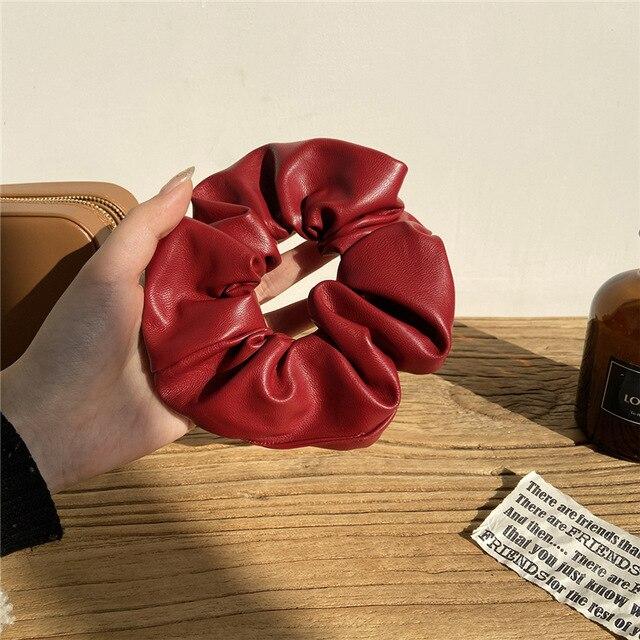 17KM Modische Haargummis aus Leder, einfarbig, rote Gummibänder für Frauen und Mädchen, koreanische elastische Haarbänder, Pferdeschwanz-Halt, Haar-Accessoires