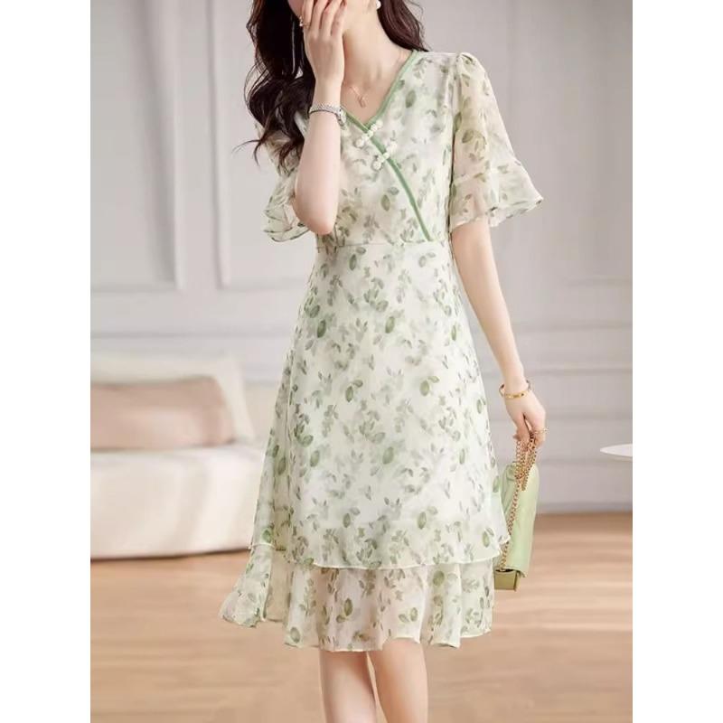 Women's Green Floral Print Chiffon Dress V Neck Ruffle Sleeve Double Layer Hem Casual Midi Dress