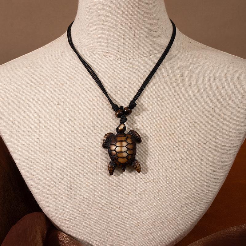 New Zealand Tribal Ethnic Style Resin Necklace Maori Fish Hook Imitation Bone Pendant Sweater Chain Scenic Travel Jewelry