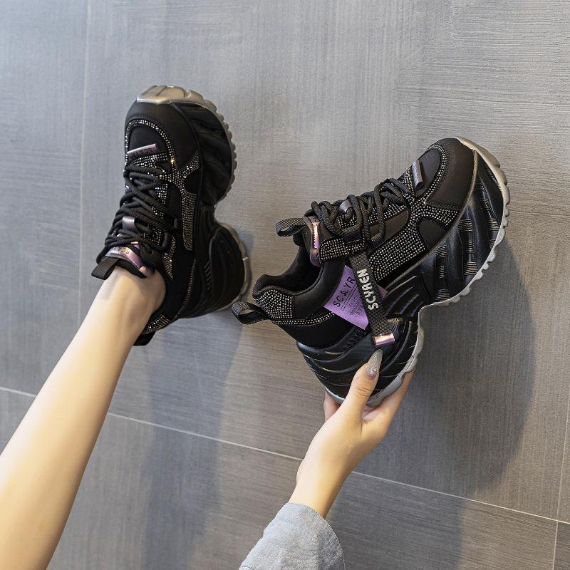 Autumn and winter new small inner height increase thick-soled muffin shoes versatile casual sports shoes women