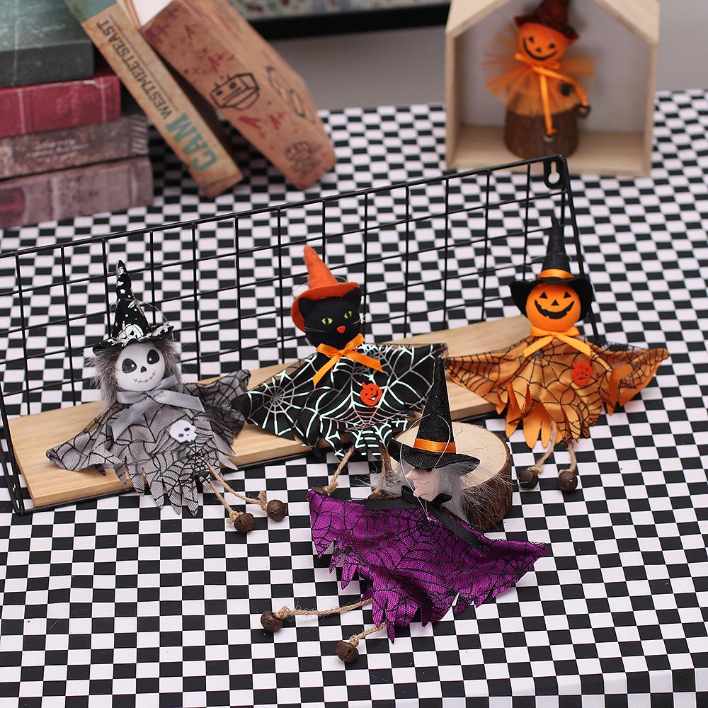 Décor d'Halloween: Poupées Citrouille Sorcière, Fantôme, Chat et Pendentifs Cloche pour Costumes de Fête