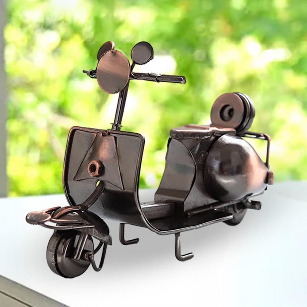 Metal Motorcycle Model Motorcycle Sculpture Vintage Style Figure Decoration Crafts Ornament for Home Desk Office Kids
