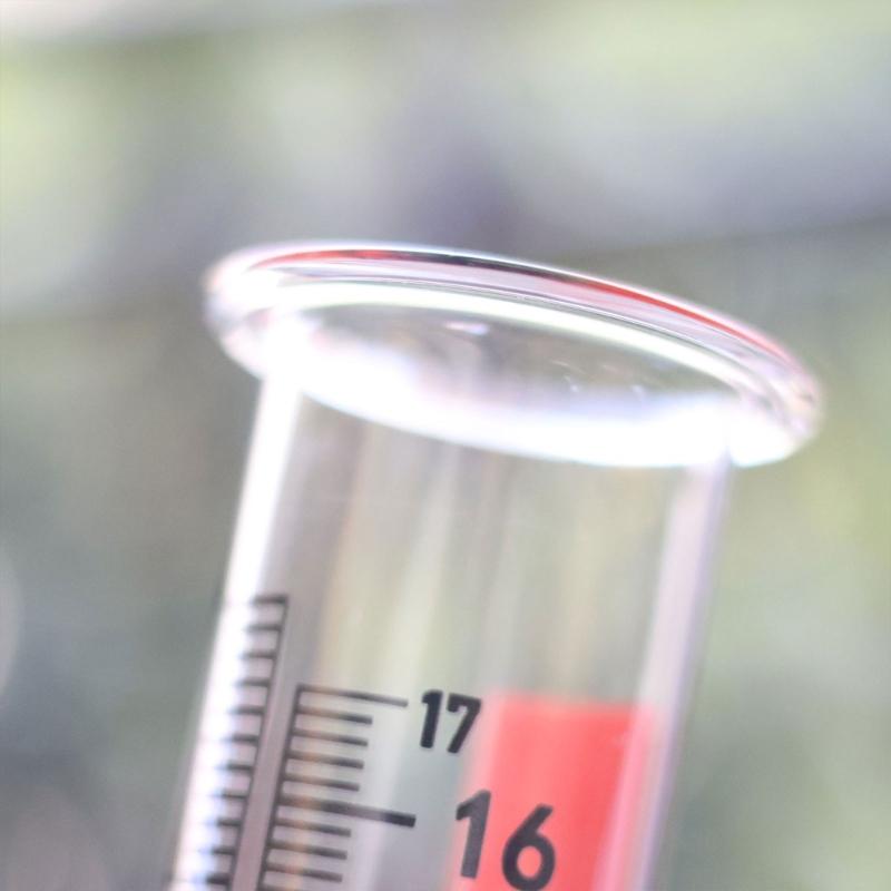 Leicht ablesbares Glas-Regenmesser Für den Außenbereich im Garten Regenmesswerkzeug Mit präziser Messung Und tragbarem Design