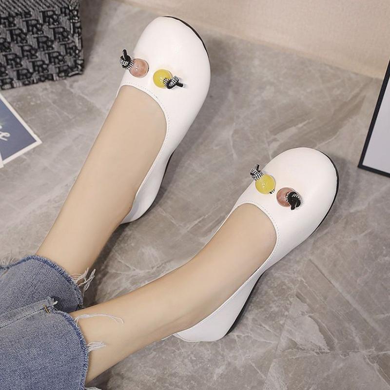 Fashion Summer Casual Young Round Toe Ladies Footwear Chic and Elegant Y2k Korean Style Low Price 2025 Trend Slip-on Women's Flat Shoes