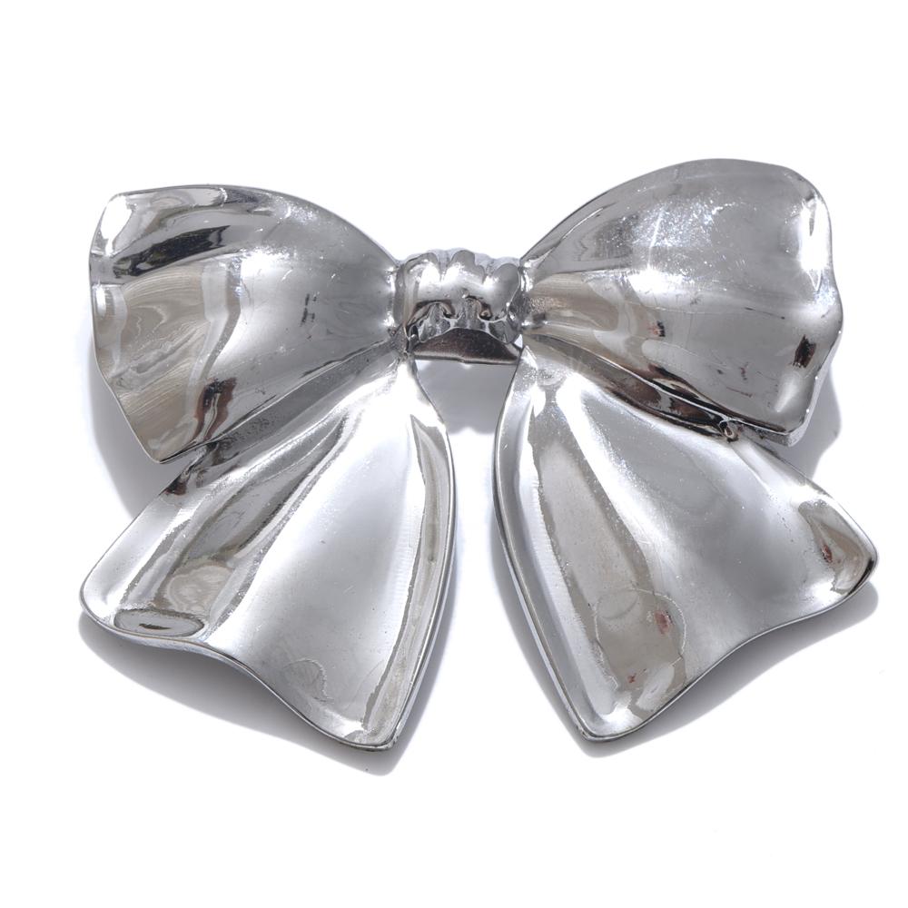 

Eetit 2024 Нержавеющая сталь Металлический бант Броши 18K PVD Покрытие для женщин Водонепроницаемая одежда Аксессуары Рождественский подарок серебряный