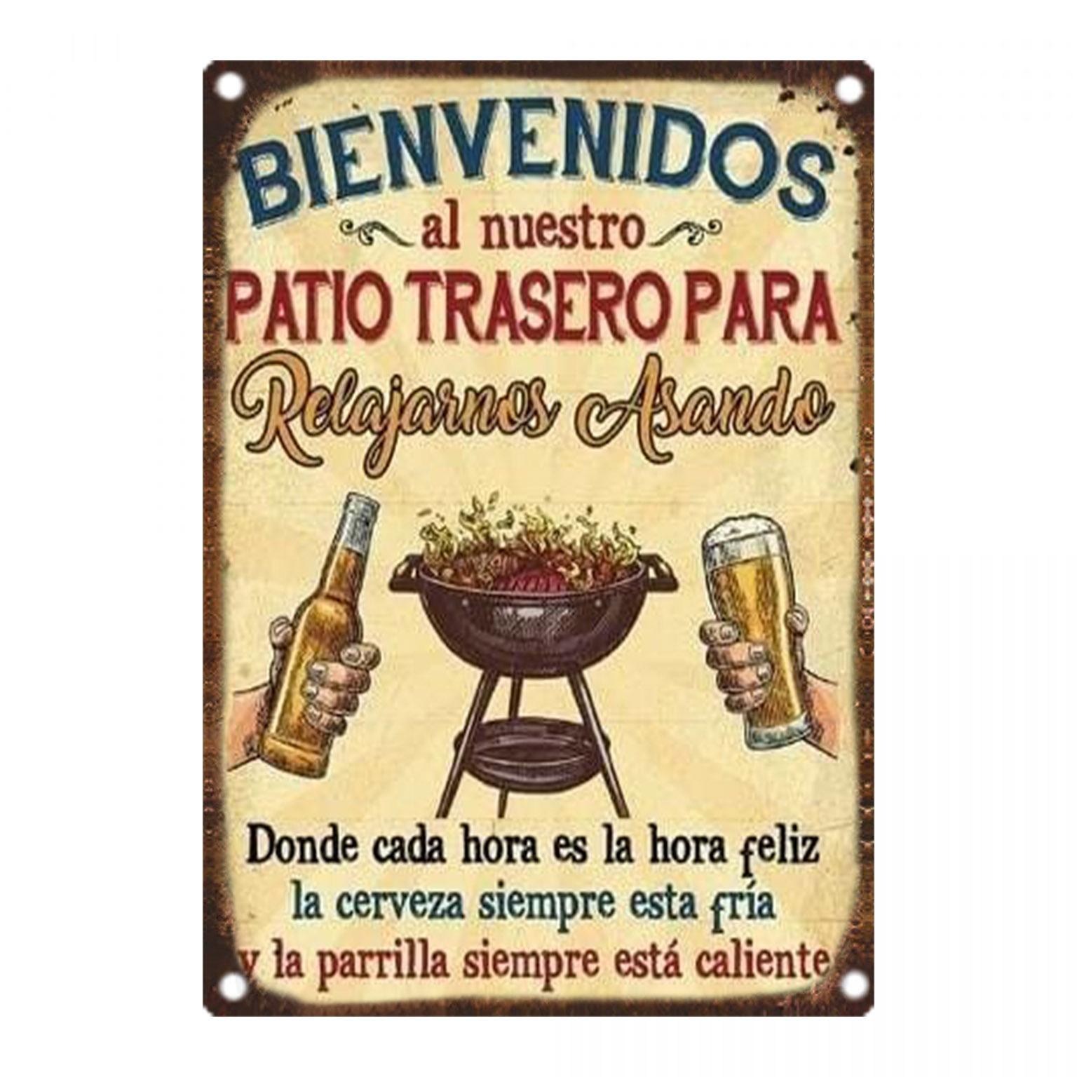 Vintage BBQ Metal Sign Bienvenidos al Nuevo Patio Trasero Parrilla - Rustic Home & Garden Decor, Durable Wall Art with 20X30CM