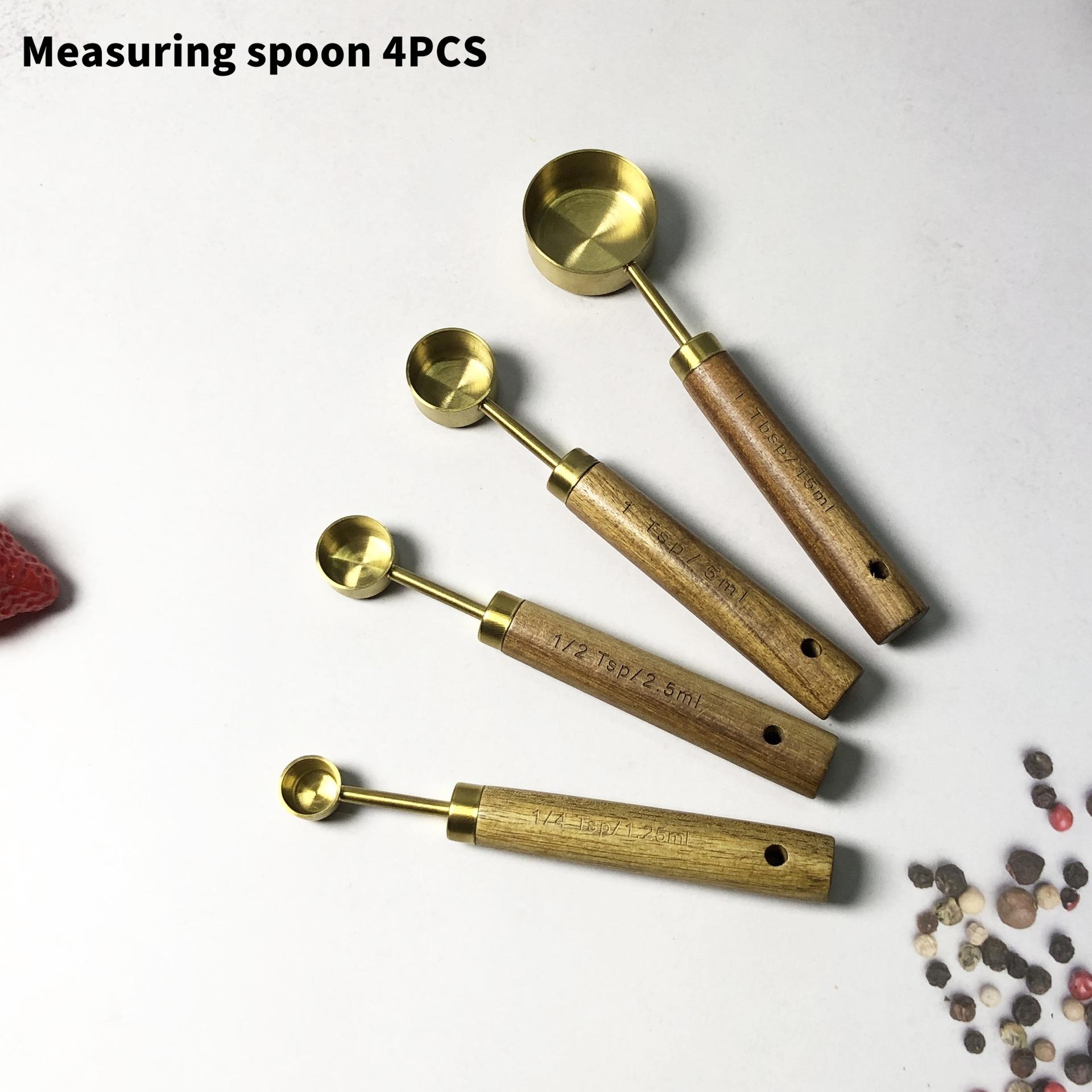 Golden 4PCS/8PCS Set of stainless steel measuring cup measuring spoon baking utensils with scale measuring acacia wood handle
