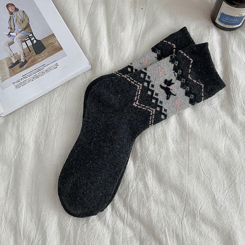Retro Splicing Cute Cartoon Puppy Socks British Style Thickened Warm And Versatile College Style Pile Socks