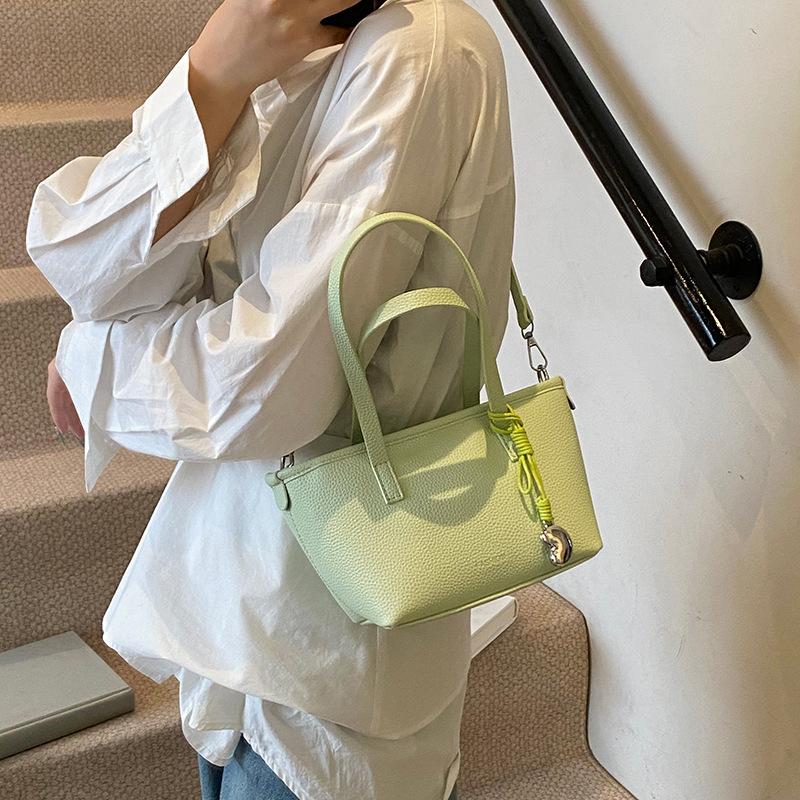Casual Portable Bucket Bag Women's New Fashion Versatile Shoulder Messenger Bag