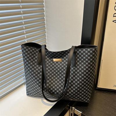 2025 Women's Large Capacity Vintage PU Tote Shoulder Bag