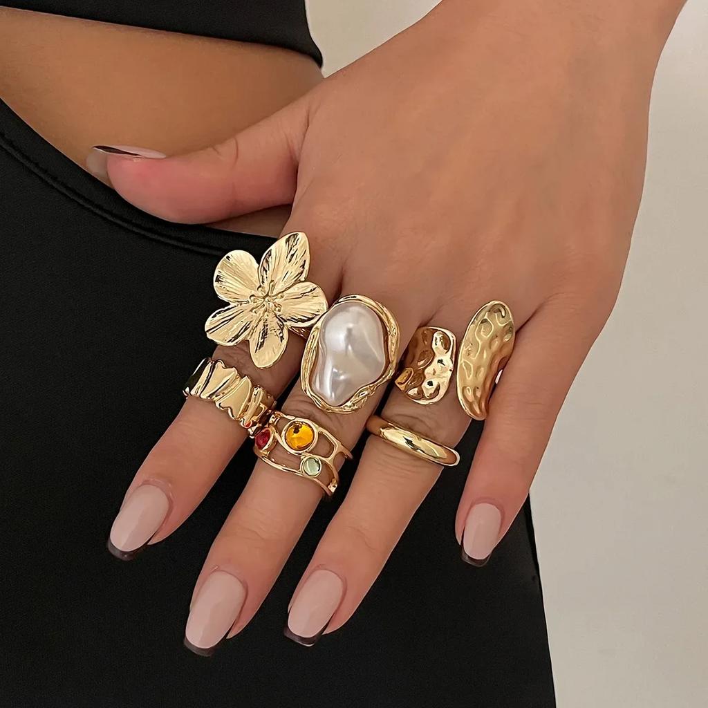 New Fashion Creativity Resin Wine Red Large Size Turn The Finger Rings Five-Piece Set for Wonen Inlay Zircon Rings Set Zircon