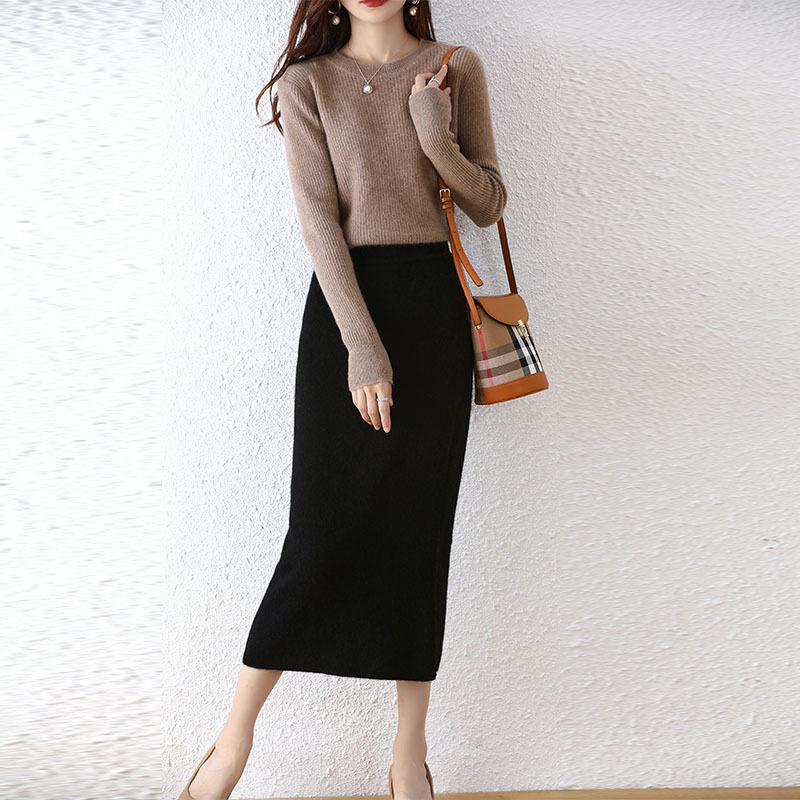 Women's Wool Knit Slimming Classic Hip-Hugging Skirt - Solid Color