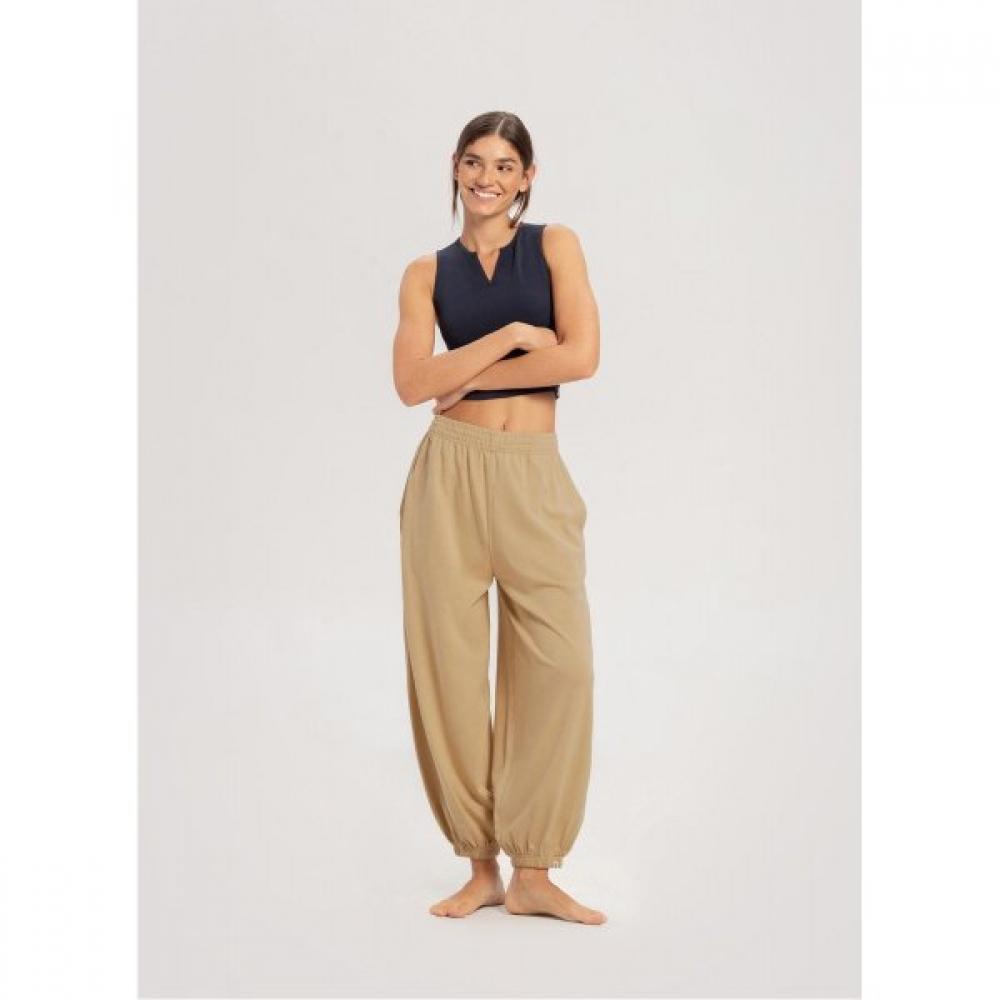 Budhi Mudra Diagonal Jogger Pants  Pale Khaki Pale Khaki/XS
