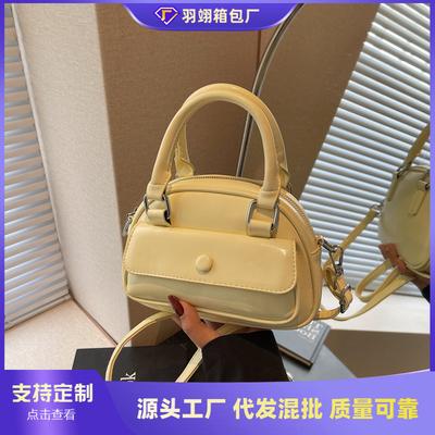 Summer Messenger Bag Women's New Portable Small Bag Niche Design Shoulder Pillow Bag