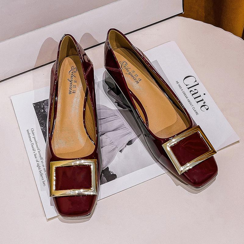 Square Head High Heels Women's Thick Heel 2025 New Patent Leather Burgundy Middle Heel Shoes Spring and Autumn French Niche Square Head Single Shoes