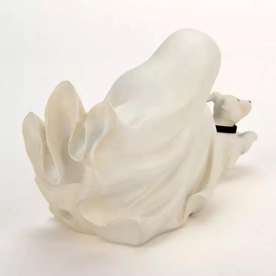 Halloween Ghost Walking Dog Statue Cute Ghost Dog Figurine Resin Ghost Sculpture Tabletop Ornament for Indoor Outdoor Decor