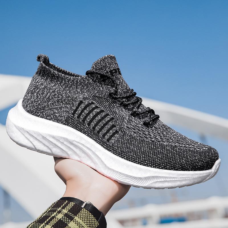 New fly-woven shoes mesh breathable men's shoes soft sole comfortable and lightweight casual shoes women's shoes