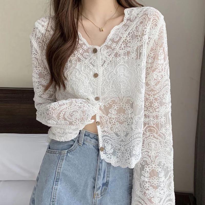Spring and Summer New Design Hollow Lace Fashionable V-neck Long-sleeved Sun Protection Top for Women
