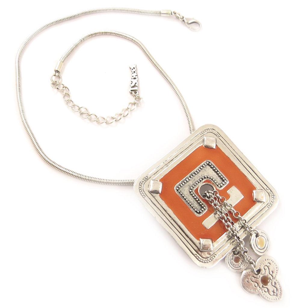 Les Trésors De Lily [C5332] – Orangefarbene Designer-Halskette „Anamaya“.