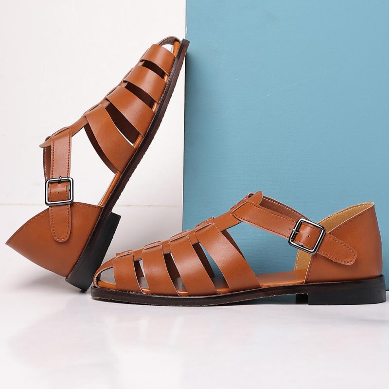 Summer New Men's Hollow Out Sandals Baotou Men's Casual Shoes Beach Shoes Outdoor Men's Flat Shoes Men's Camping Sandals