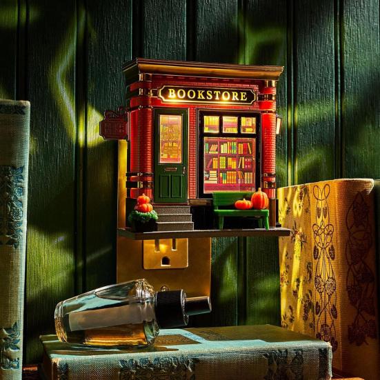 Bookstore Projector Nightlight 3D Mini Bookstore Wallflower Aroma Essential Oil Diffuser Wall Projector Night Light Room Decor Gift for Book Lovers