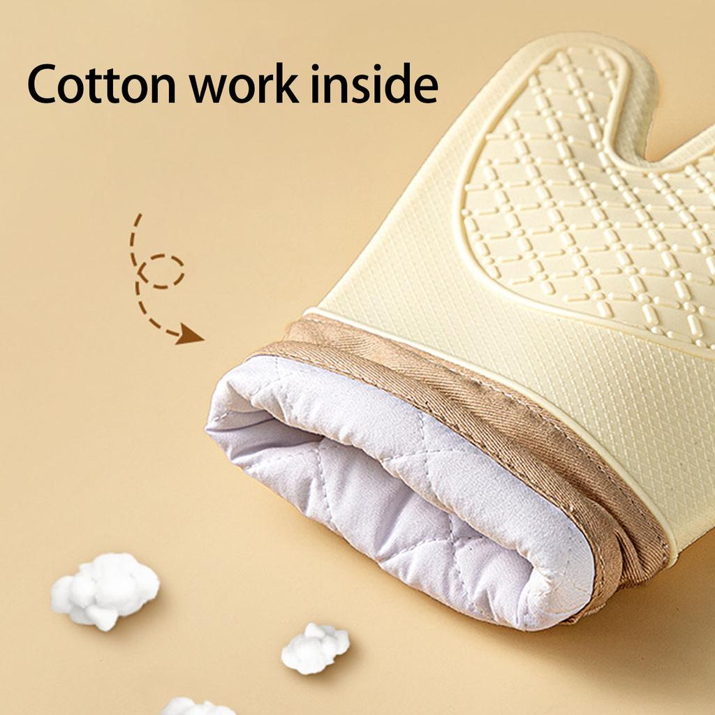 1 Pair of Heat Resistant Oven Mitts Silicone Materials Nonslip Kitchen Mitts for Secure Grips in High Temperatures