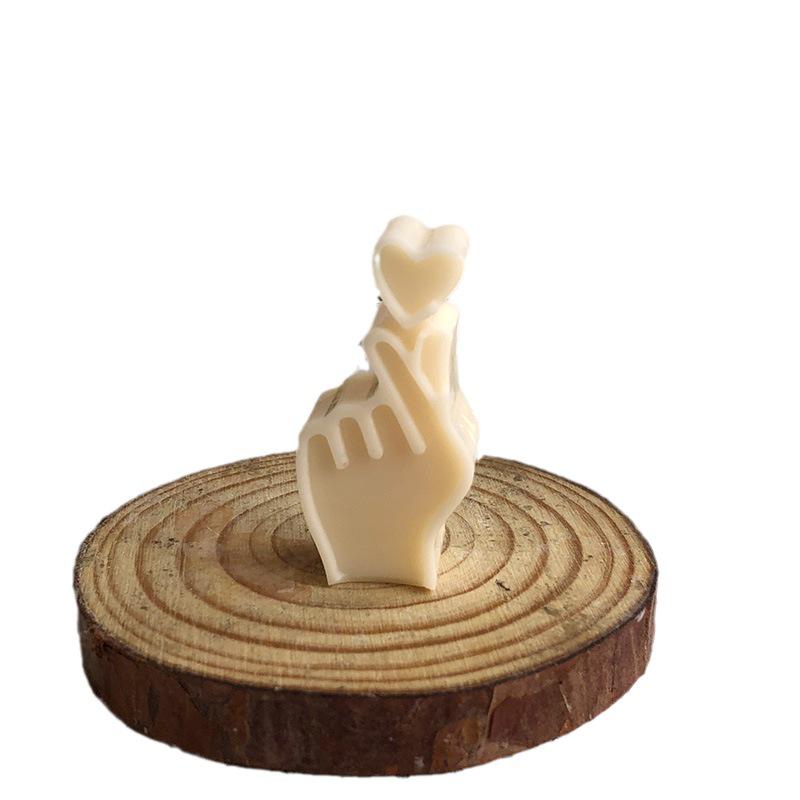 Gesture Candle Mold: Middle Finger Silicone Mold for DIY Creative Aromatherapy and Gypsum Cakes