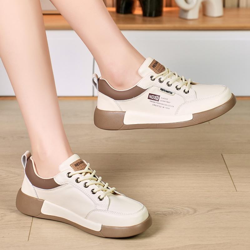 Women's Spring/Autumn Thick-Soled Sneakers: Stylish, Height-Boosting, Lightweight, Breathable Dad Shoes