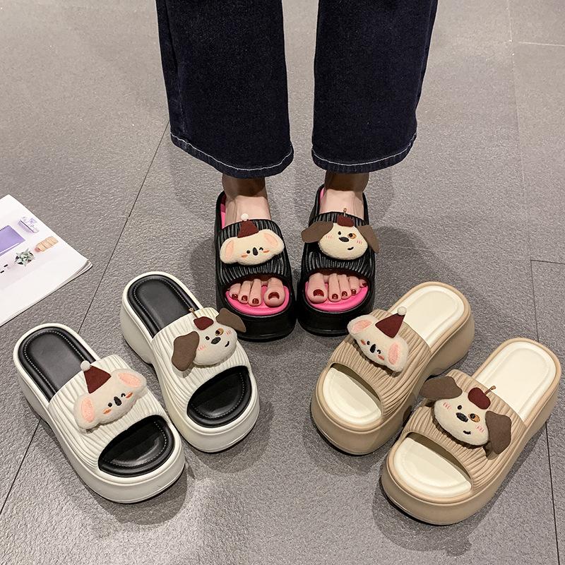 Cartoon cute slippers women thick-soled outer wear 5 spring new fashion Internet celebrity height increase one word cool slippers