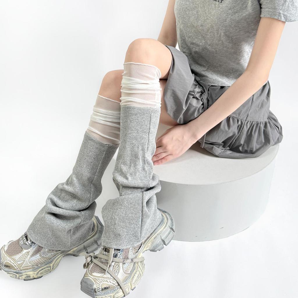 Japanese Style Mesh Patchwork Flared Leg Warmers - Light Gray Knit & White Ruched Tube Socks
