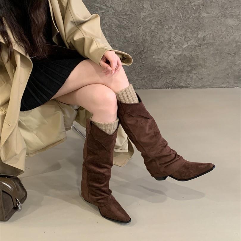 inner suede pleated piled boots women's 2025 autumn and winter new pointed western cowboy boots but knee boots women