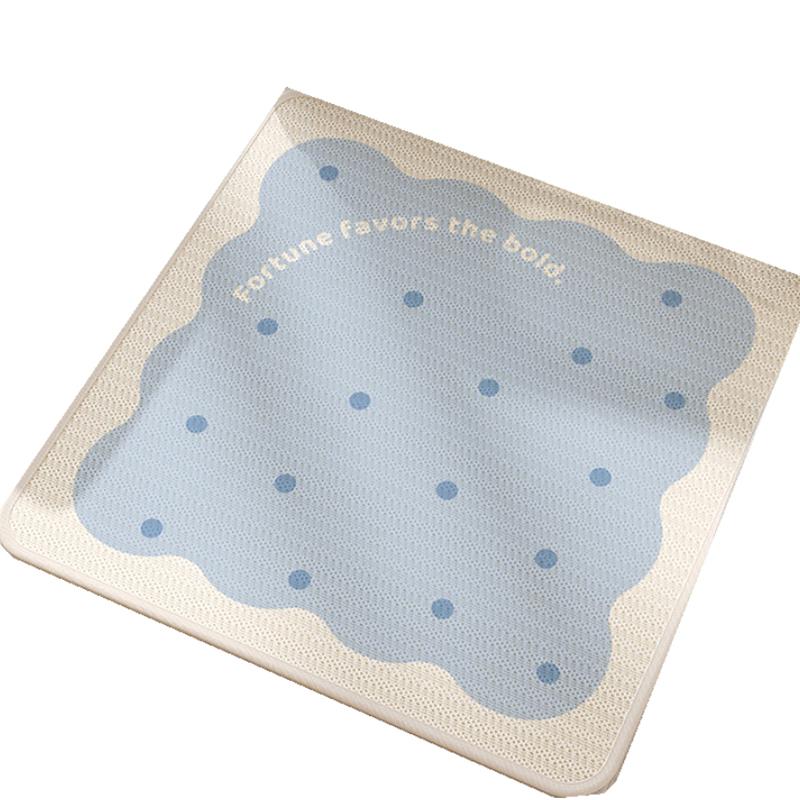1Pc Summer Fashion Polka Dot Pattern Durable Seat Cushion Simple Cooling Mat Breathable Ice Silk