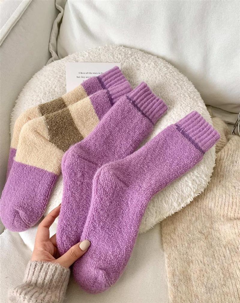 Women Autumn Winter Mid Length Socks Fashionable Versatile Purple Heart-Shaped Soft Warm Comfortable Casual Long Socks