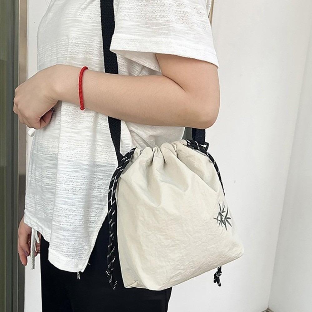 Large Capacity Nylon Bucket Bag Lightweight Crossbody Bag Simple Drawstring Shoulder Bag  Ladies