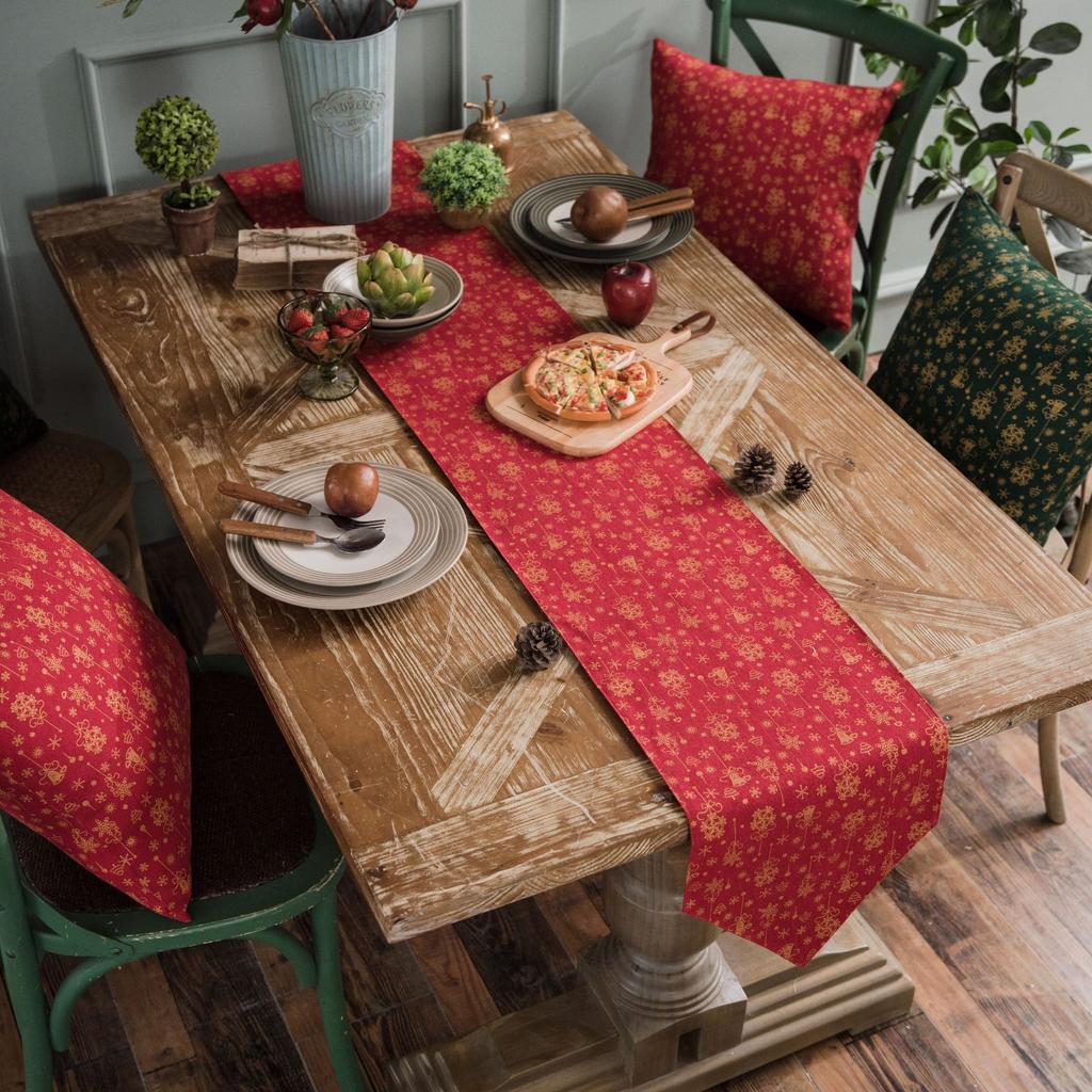 Cotton Linen Christmas Table Runner Gold Snowflake Print Cloth Xmas Wind Chimes Tablecloth for 4 6 8 Seat