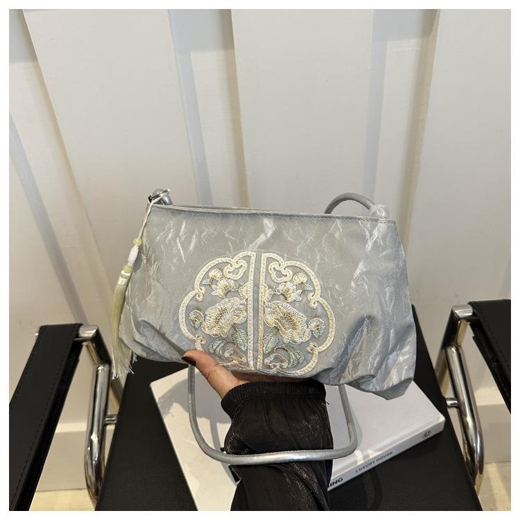 Trendy 2024 Chinese-Style Tassel Crossbody Bag - Women's Summer Fashion Shoulder Bag