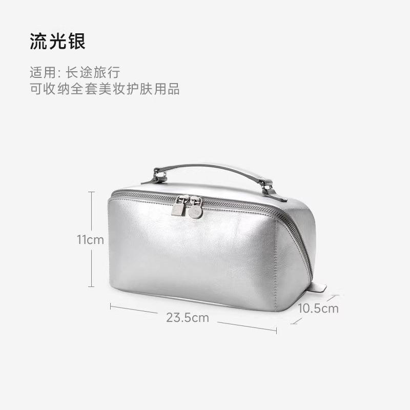 Women's makeup organizer bag2026New portable, large-capacity, compartmentalized makeup bag, travel toiletry bag, and cosmetic organizer