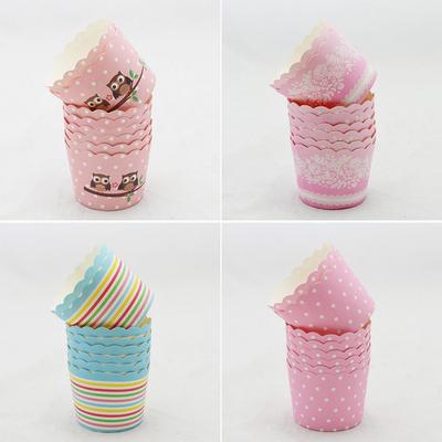 50 Stück Lebensmittelgeeignete Mini Cupcake Förmchen Cupcake Werkzeug Set Backen Süßigkeiten Becher Kuchen Muffin Hülle Wrapper für Geburtstag Hochzeit