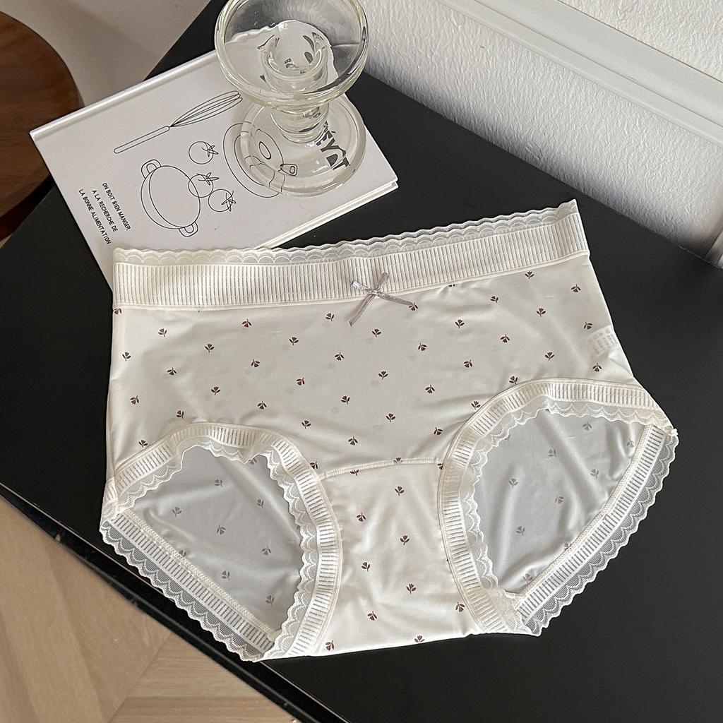 Ladies Spring and Summer Sweet Print Ultra Thin No Trace Ice Silk High Shot Middle Waist Triangle Briefs