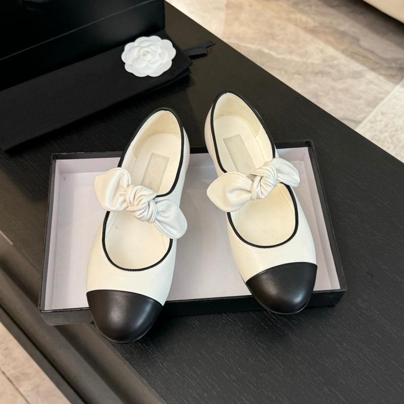 Bow contrasting color round head flat shoes early spring new leather temperament elegant women's shoes