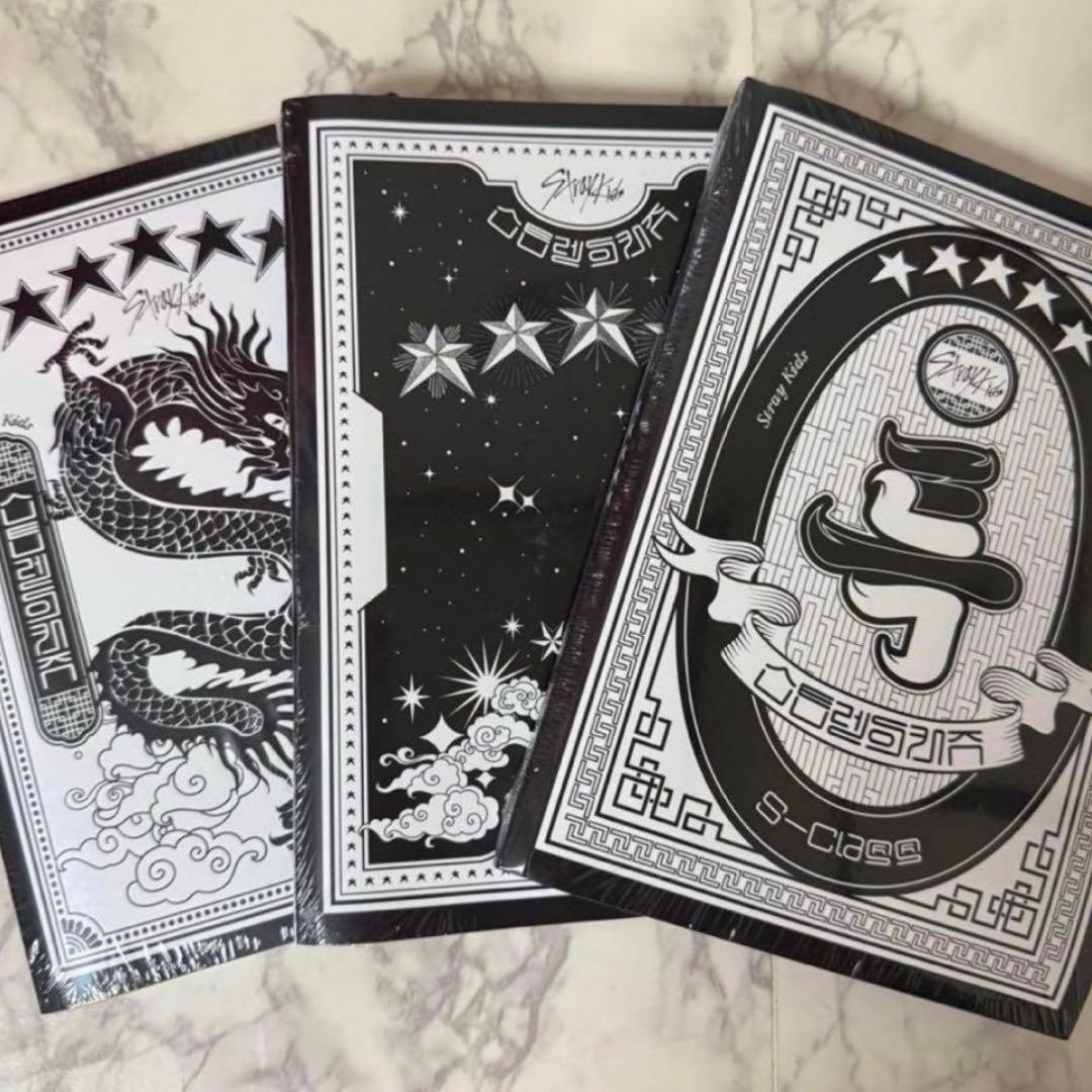 

[USED] Stray Kids 5-STAR Album (3 types)