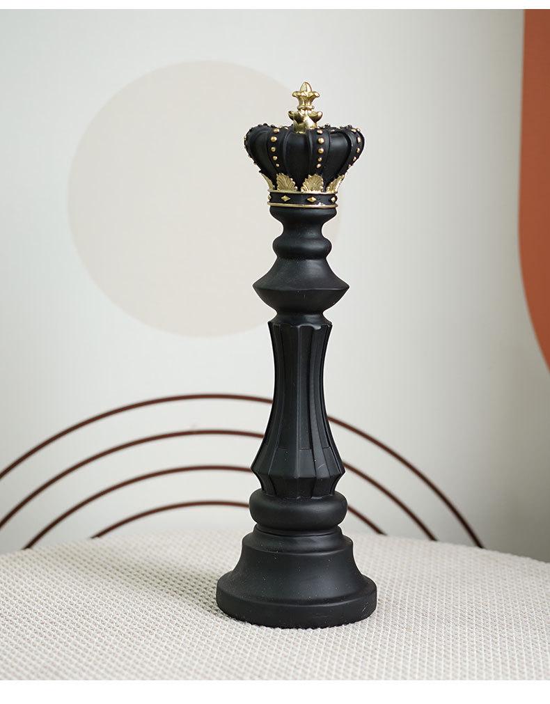 Nordic Black & White Chess Figurine Decorations – Resin Home Display Ornaments