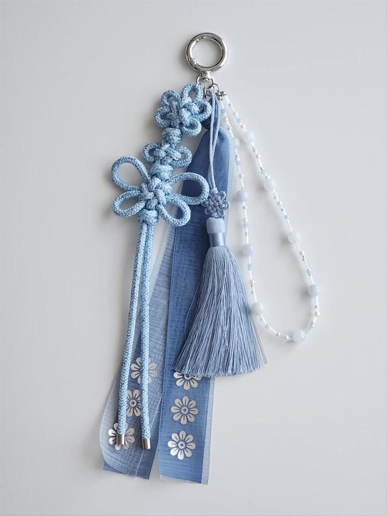 Maehwa Knot & Ramie Daenggi Norigae Keyring – Traditional Korean Accessory Charm
