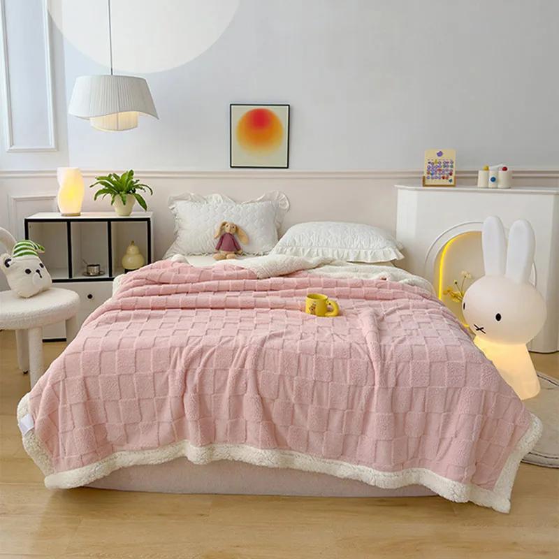 Checkerboard Faux Lamb Fleece Double Sided Blanket Soft Cozy Sofa Cover For Napping Multi-Purpose Machine Washable Bed Sheets